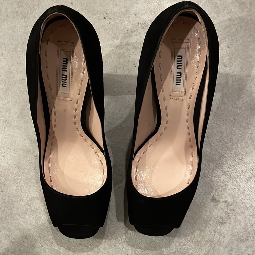 Magnificent Miu Miu Suede Platform Heels. - image 4